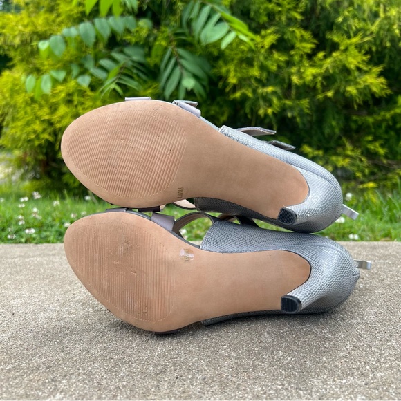 Sole Society Ashton Textured High Heel Sandal Gray Strappy Buckle, size 8-1/2 - Picture 10 of 13